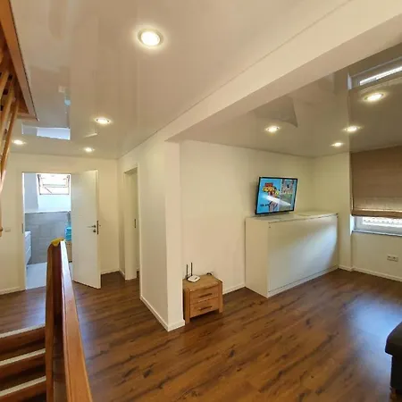 Monteurwohnung - Handwerkerwohnung アパート *