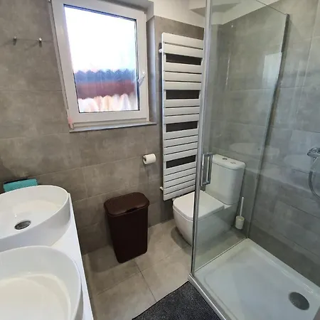 Monteurwohnung - Handwerkerwohnung Lägenhet Pfungstadt