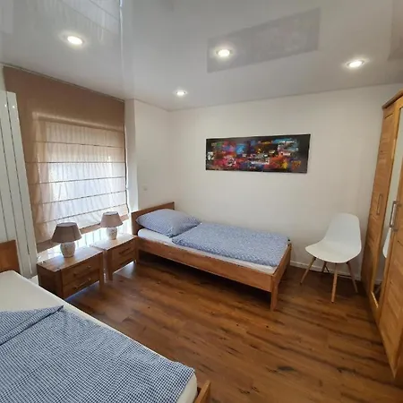 Monteurwohnung - Handwerkerwohnung Apartment *
