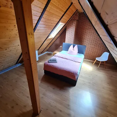 Lägenhet Monteurwohnung - Handwerkerwohnung *