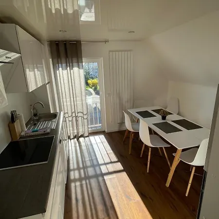 Lägenhet Monteurwohnung - Handwerkerwohnung